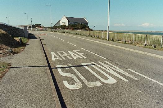 ���x����